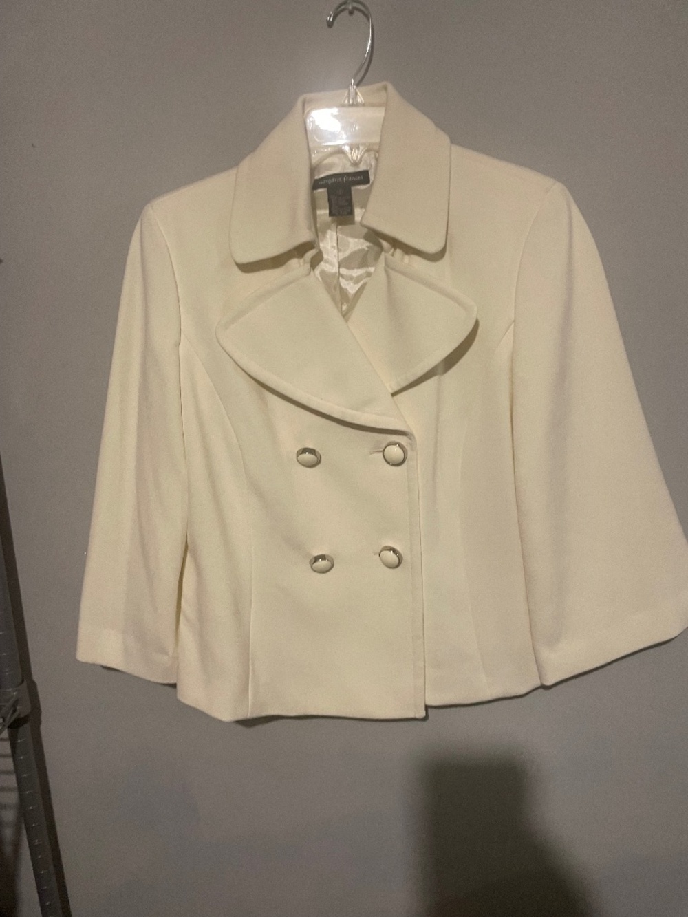 Margaret Francis women’s eight double breasted off white jacket